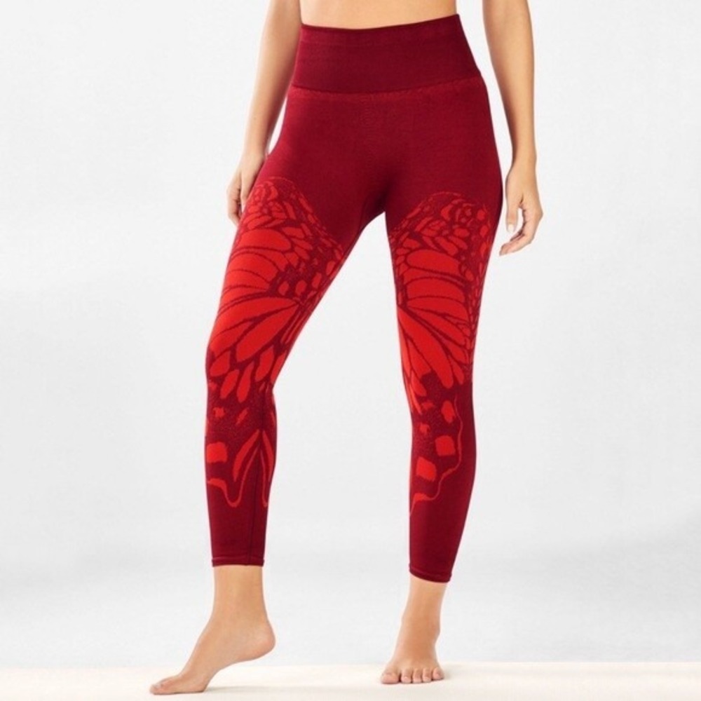 Fabletics Seamless High Waisted Jacquard 7/8 red high rise activewear leggings M
